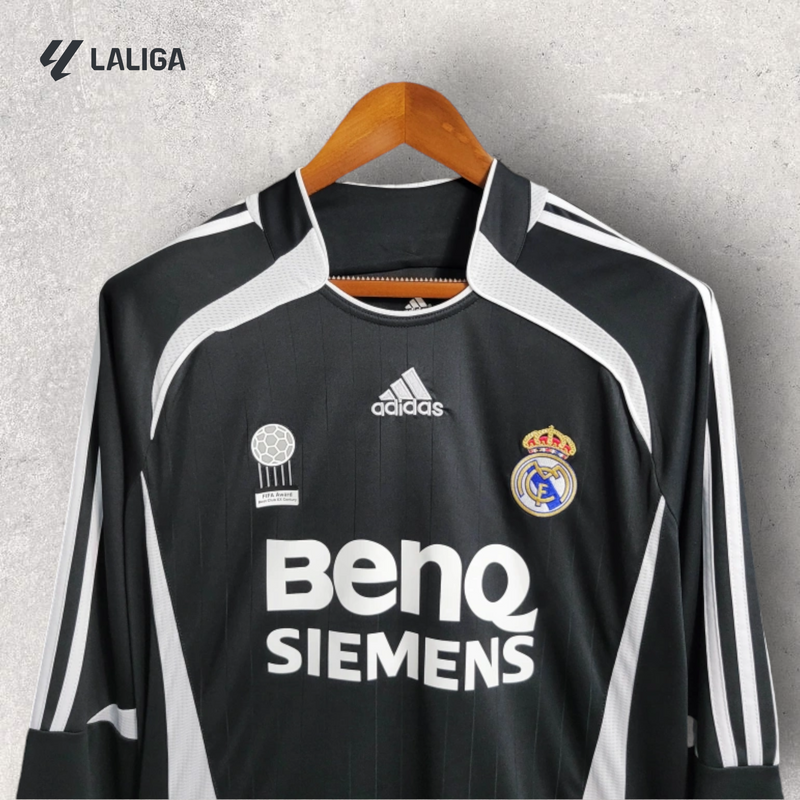 Retrô Manga Longa Real Madrid - Temporada 2006/07 - Uniforme III