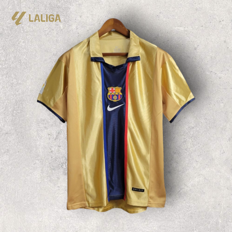 Retrô Barcelona - Temporada 2001/02 - Away