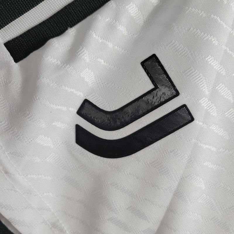 Short Juventus Masculino - Temporada 2023/24 - Away