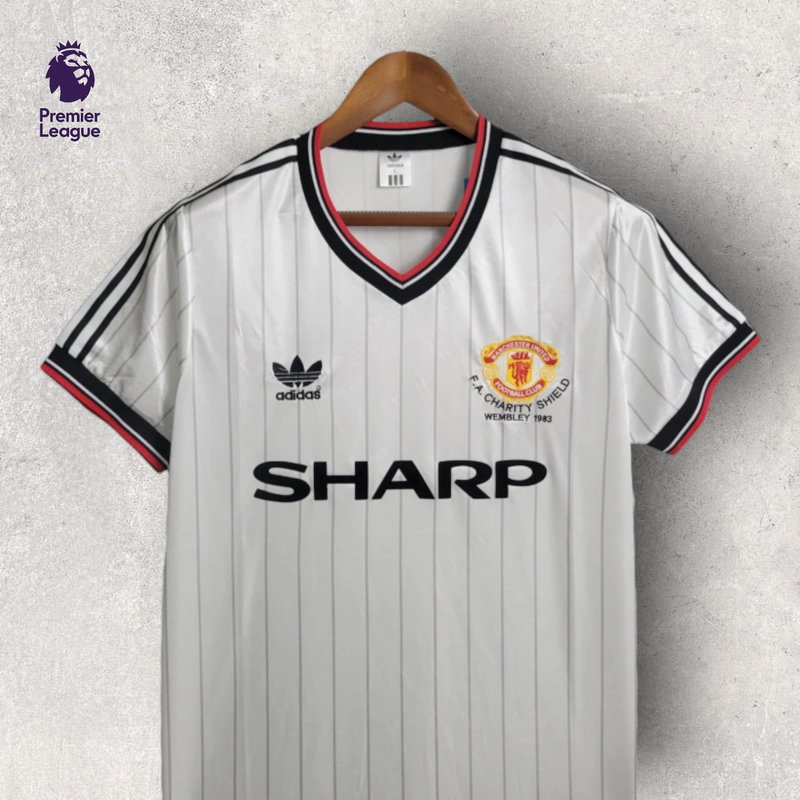 Retrô Manchester United - Temporada 1983/84 - Away