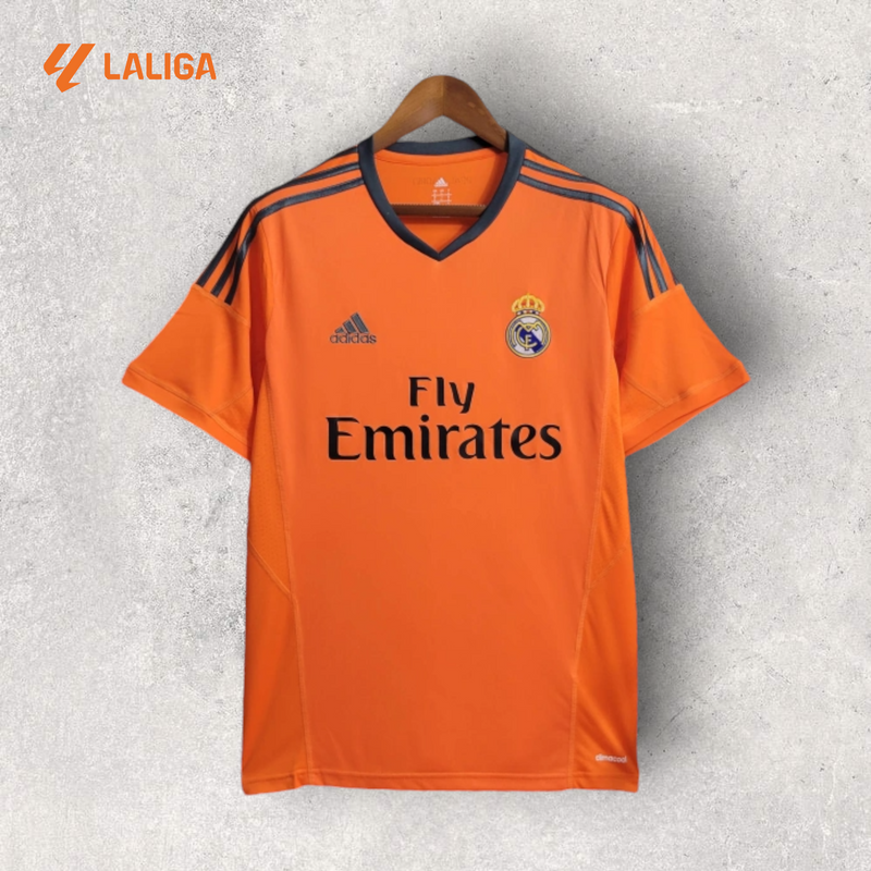 Retrô Real Madrid - Temporada 2013/14 - Uniforme III