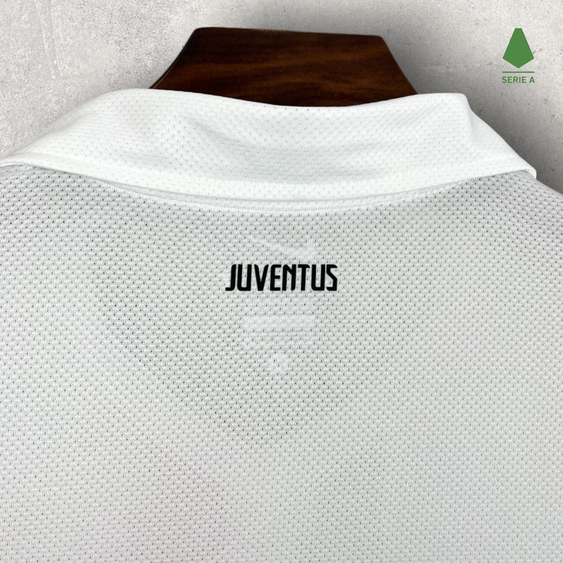 Retrô Juventus - Temporada 2010/11 - Away