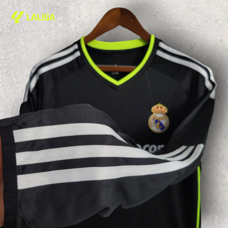 Retrô Manga Longa Real Madrid - Temporada 2010/11 - Away