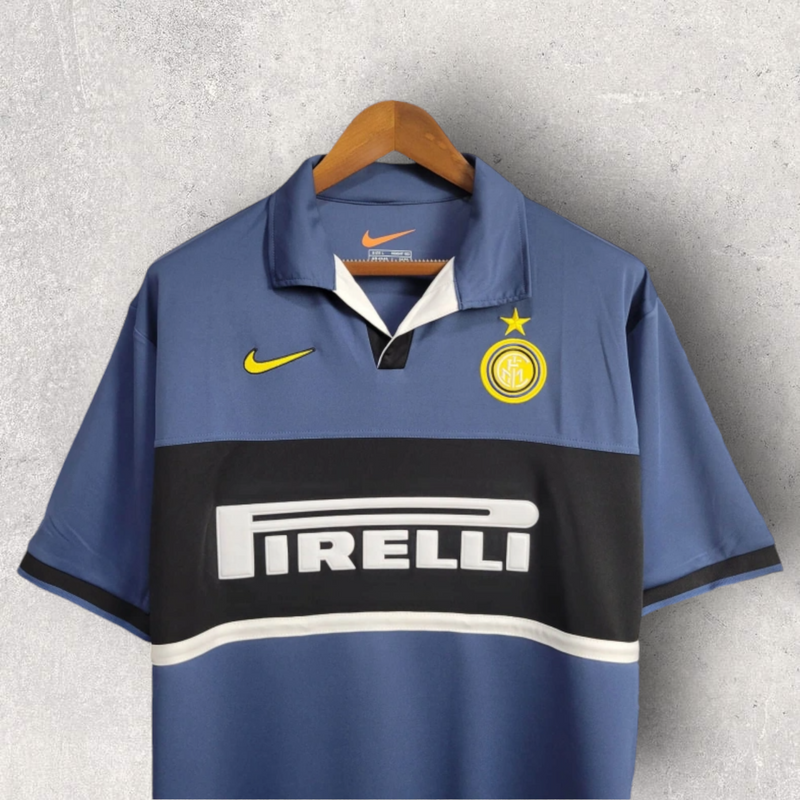 Retrô Inter de Milão - Temporada 1998/99 - Uniforme III