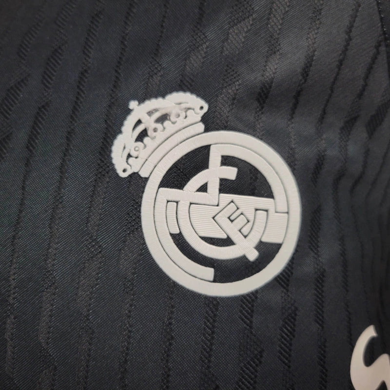 Camisa Real Madrid Masculino - Temporada 2023/24 - Edição Colab Y-3 Preto (Versão Jogador)