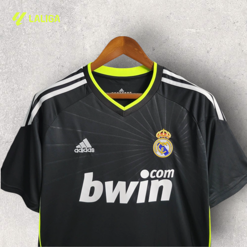 Retrô Real Madrid - Temporada 2010/11 - Away