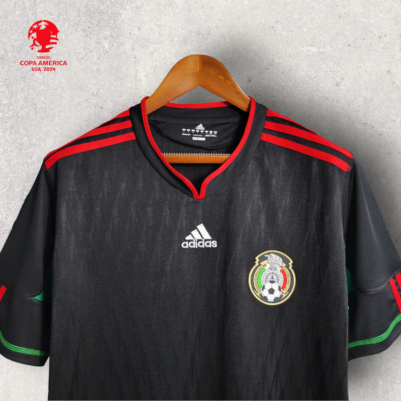 Retrô México - Temporada 2010/11 - Away