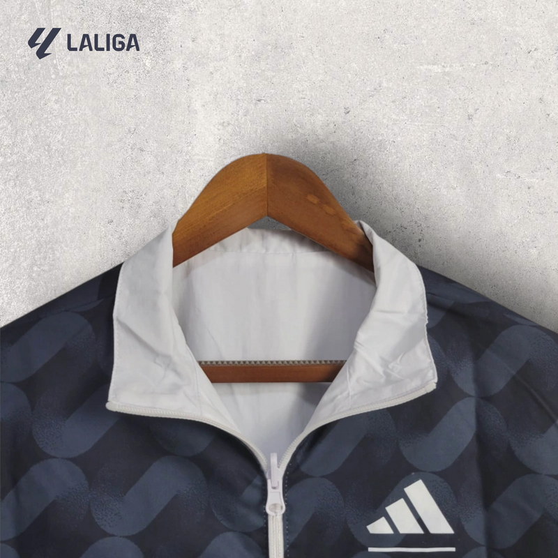 Windbreak Corta-Vento Real Madrid Masculino - Branco e Azul (Dupla Face)