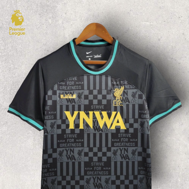 Camisa Liverpool Masculino - Temporada 2024/25 - Edição Especial LeBron x Liverpool