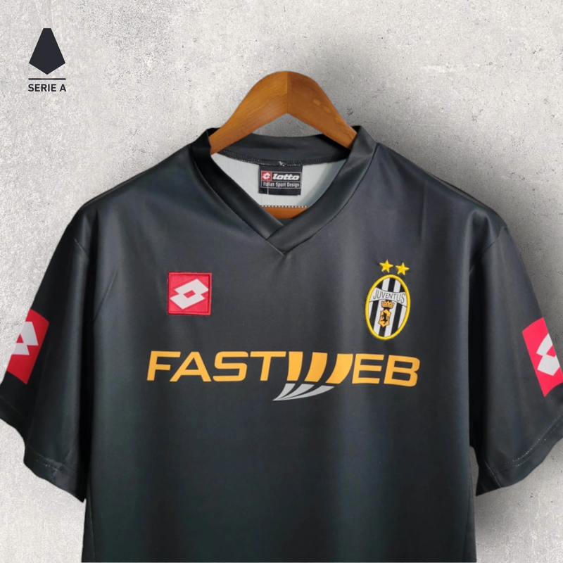 Retrô Juventus - Temporada 2001/02 - Home