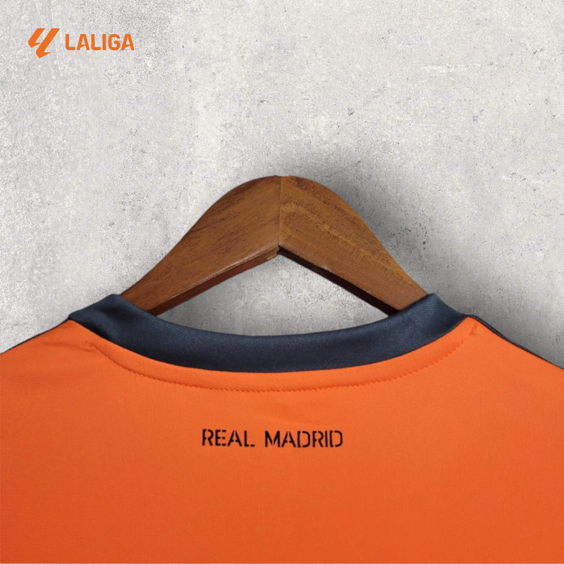 Retrô Real Madrid - Temporada 2013/14 - Uniforme III