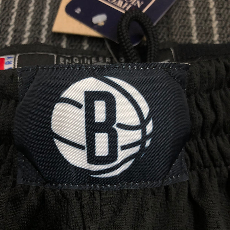 Short Brooklyn Nets - Preto e Branco